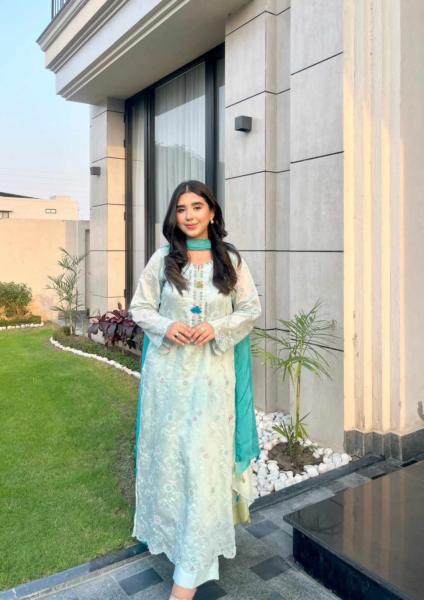 Mint Aura